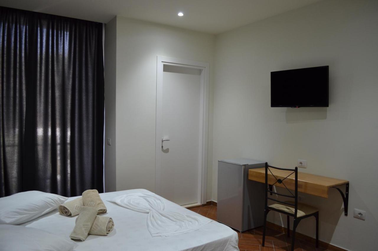 Kavalona Park Hotell Vlorë Exteriör bild