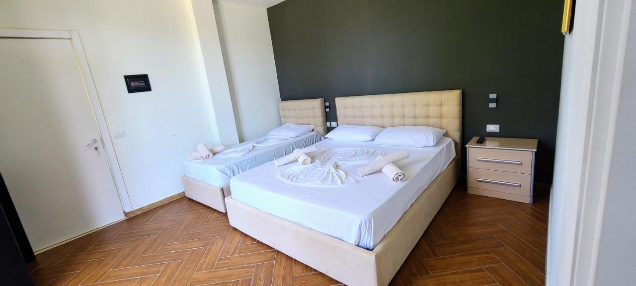 Kavalona Park Hotell Vlorë Exteriör bild