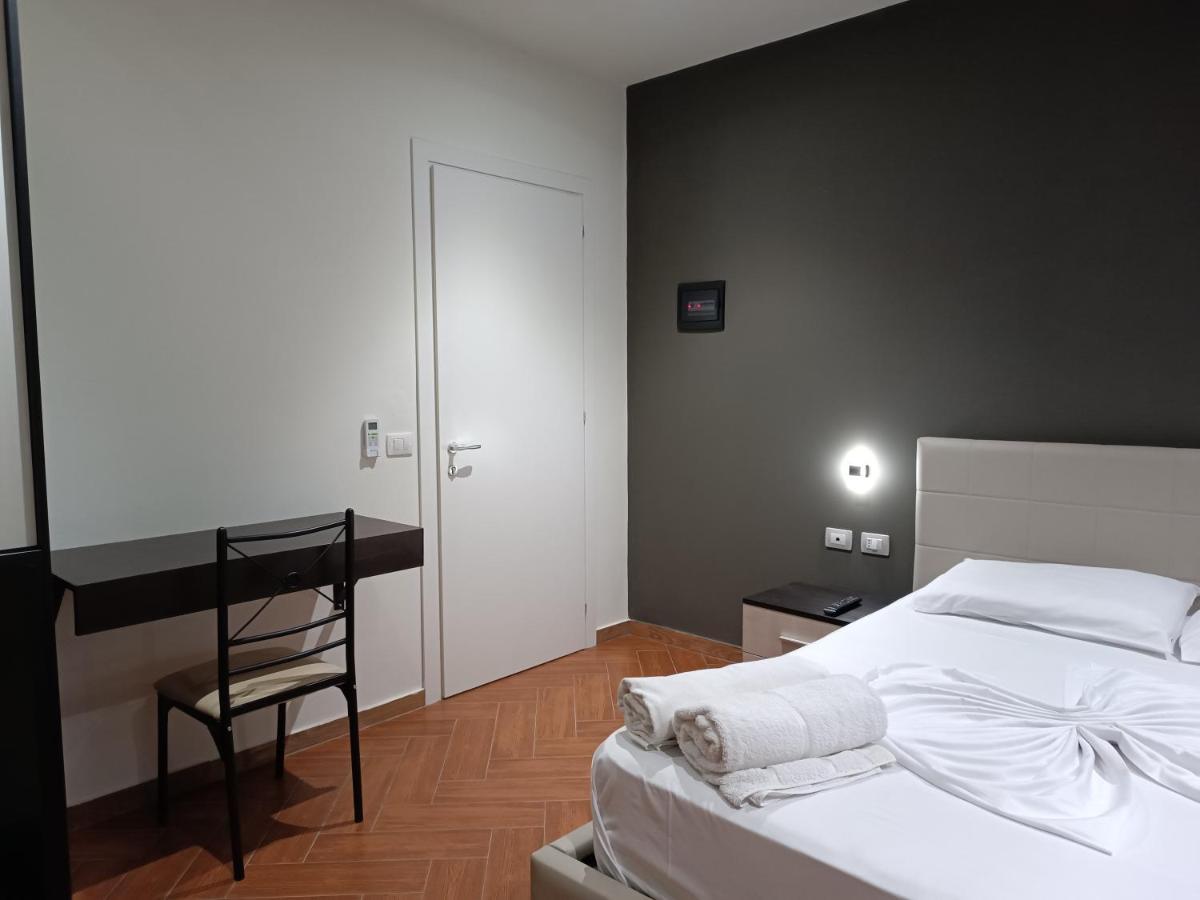 Kavalona Park Hotell Vlorë Exteriör bild