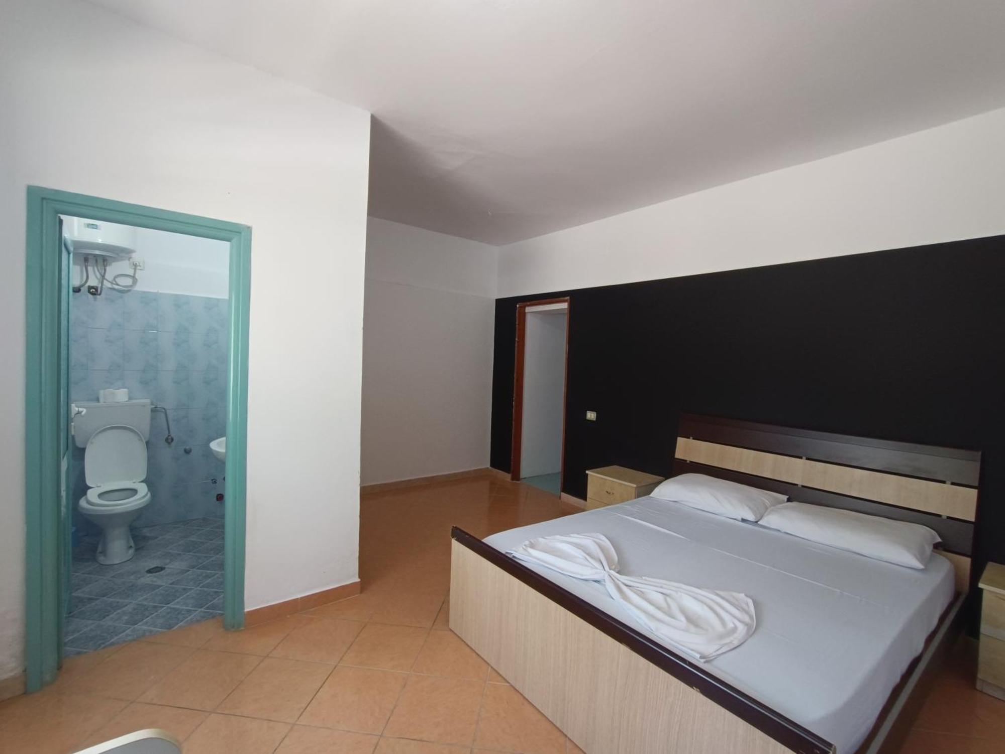 Kavalona Park Hotell Vlorë Rum bild